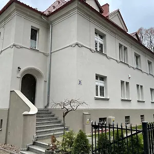 Gościnne Piątka , Sopot Polska
